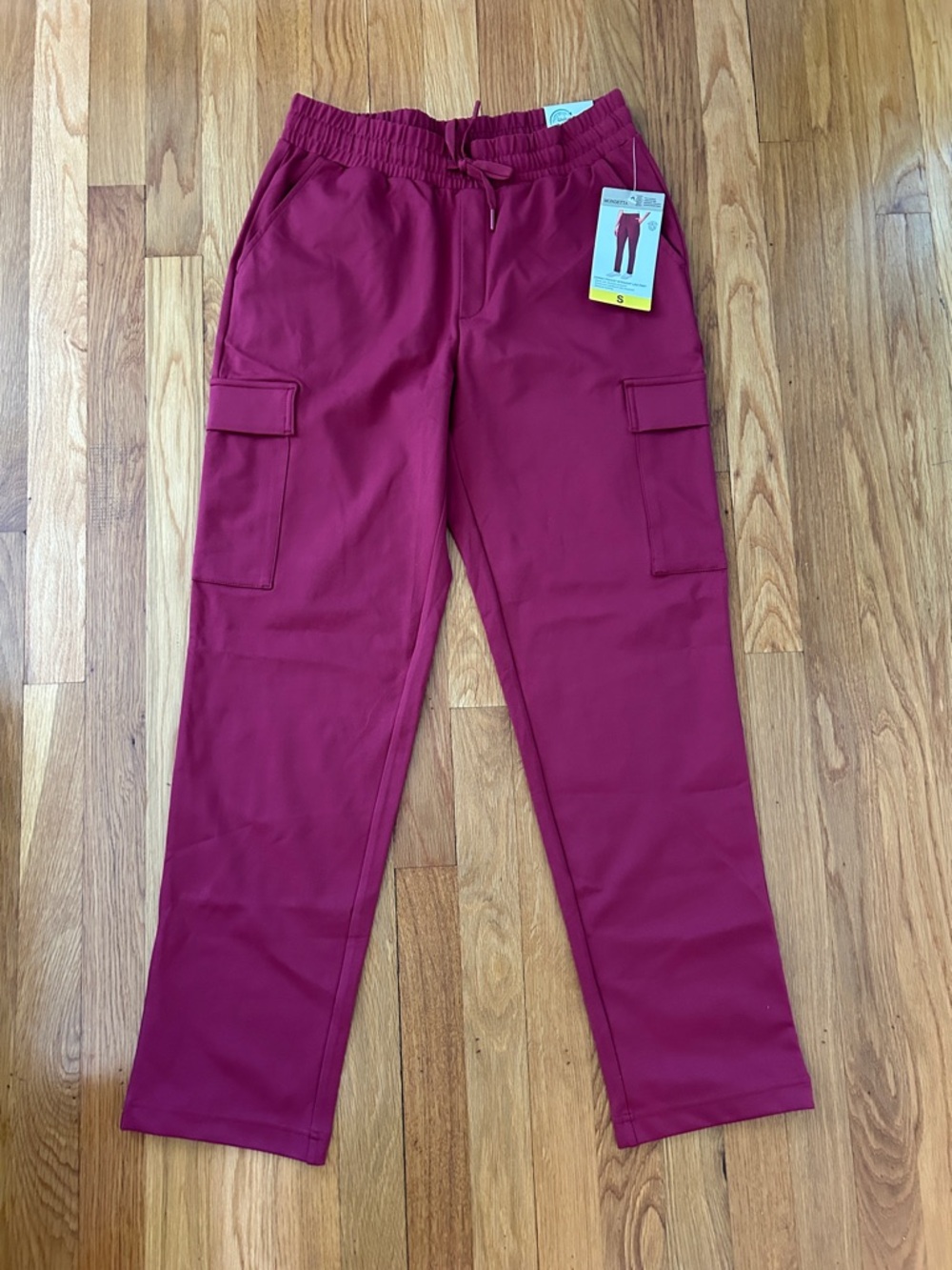 Mondetta women’s Cargo Pants in Berry Red